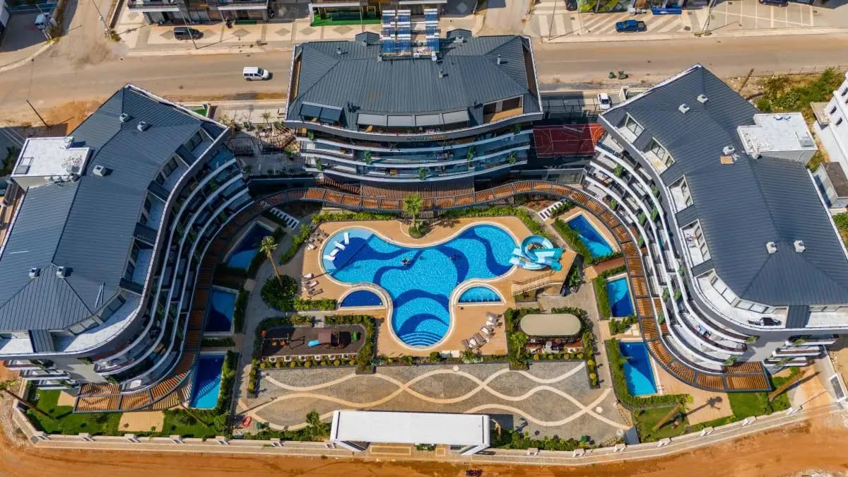 Oba'da Site İçerisinde Satılık Lüks 1+1 Daire - Image 1